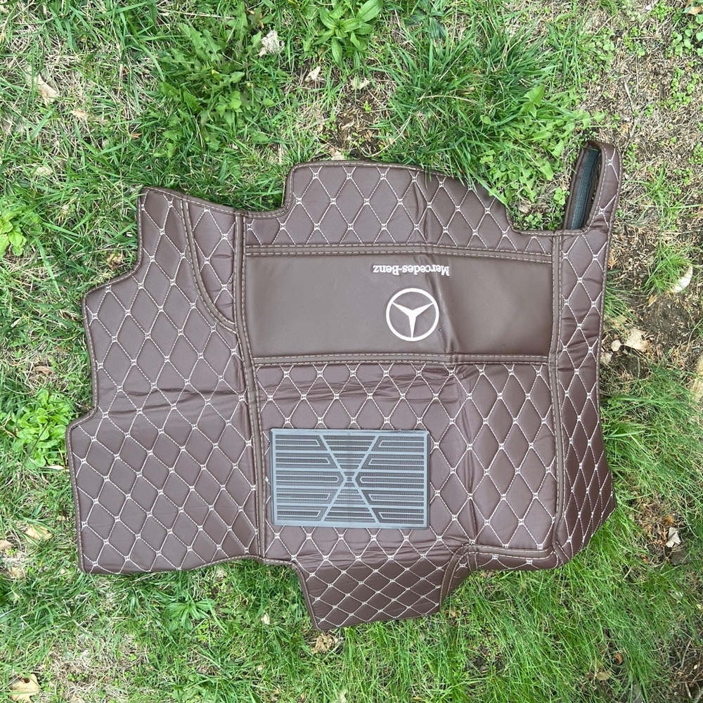 QUILTED leather Brown and white Mercedes benz SUV faux leatherette floor Mat - Picture 7 of 10